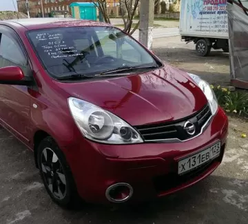 Купить Nissan Note 1600 см3 АКПП (110 л.с.) Бензин инжектор в Новороссийск: цвет красный Хетчбэк 2012 года по цене 510000 рублей, объявление №994 на сайте Авторынок23