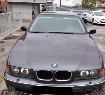 Купить BMW 528 2800 см3 АКПП (193 л.с.) Бензин инжектор в Архипо Осиповка : цвет Серый тёмный Седан 1999 года по цене 285000 рублей, объявление №20517 на сайте Авторынок23