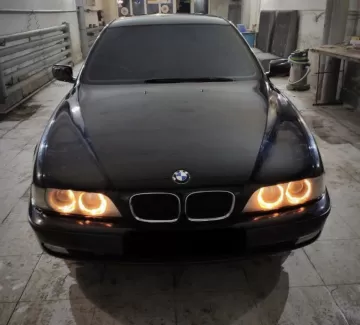 Купить BMW 528 2800 см3 АКПП (193 л.с.) Бензин инжектор в Сочи: цвет Чёрный Седан 1999 года по цене 290000 рублей, объявление №20509 на сайте Авторынок23