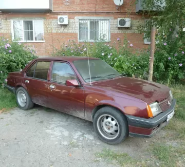 Купить Opel Askona 1600 см3 МКПП (90 л.с.) Бензиновый в Краснодар: цвет бордовый Седан 1988 года по цене 80000 рублей, объявление №4923 на сайте Авторынок23