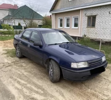 Купить Opel Vectra 2000 см3 МКПП (115 л.с.) Бензин карбюратор в Славянск на Кубани : цвет Синий Седан 1991 года по цене 222000 рублей, объявление №19366 на сайте Авторынок23