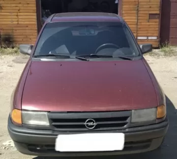 Купить Opel Astra 1500 см3 МКПП (78 л.с.) Бензин инжектор в Петровская : цвет Красный Хетчбэк 1996 года по цене 240000 рублей, объявление №22028 на сайте Авторынок23