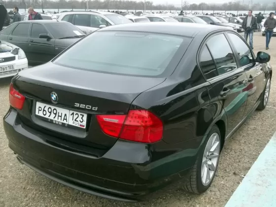 Купить BMW BMW 320d X-drive 2000 см3 АКПП (149 л.с.) Дизель турбонаддув в Кропоткин: цвет черный Седан 2009 года по цене 825000 рублей, объявление №2646 на сайте Авторынок23