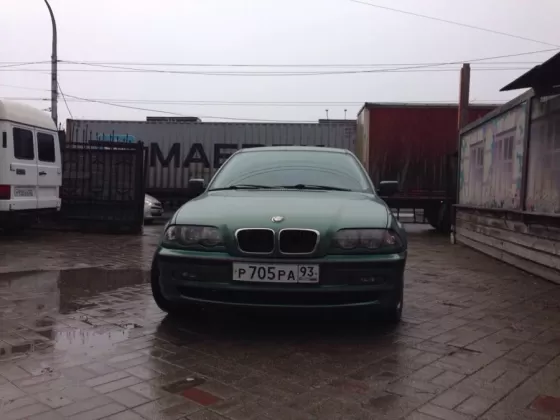 Купить BMW 3 1900 см3 МКПП (105 л.с.) Бензин инжектор в Новоросийск: цвет зеленый Седан 2000 года по цене 300000 рублей, объявление №642 на сайте Авторынок23