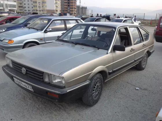 Купить Volkswagen Passat (лифтбек) 1600 см3 МКПП (74 л.с.) Дизель в Новороссийск: цвет серый Хетчбэк 1985 года по цене 50000 рублей, объявление №2815 на сайте Авторынок23