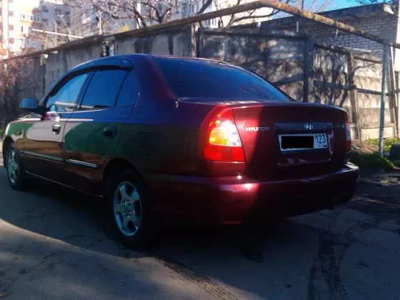 Купить Hyundai Accent 1500 см3 АКПП (102 л.с.) Бензиновый в Краснодар: цвет красный металлик Седан 2007 года по цене 275000 рублей, объявление №984 на сайте Авторынок23
