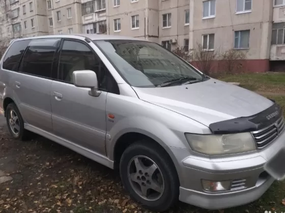Купить Mitsubishi Chariot 2400 см3 АКПП (165 л.с.) Бензин инжектор в Апшеронск: цвет Серый Минивэн 1999 года по цене 530000 рублей, объявление №19103 на сайте Авторынок23