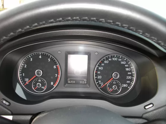 Купить Volkswagen Jetta 1600 см3 АКПП (105 л.с.) Бензин инжектор в Краснодар: цвет белый Седан 2012 года по цене 790000 рублей, объявление №3410 на сайте Авторынок23