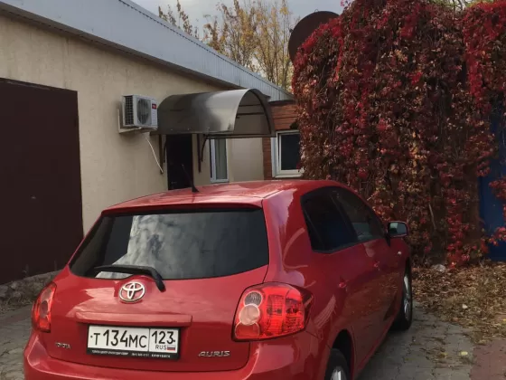 Купить Toyota Auris 1600 см3 МКПП (132 л.с.) Бензин инжектор в Краснодар: цвет Красный Хетчбэк 2009 года по цене 670000 рублей, объявление №25573 на сайте Авторынок23