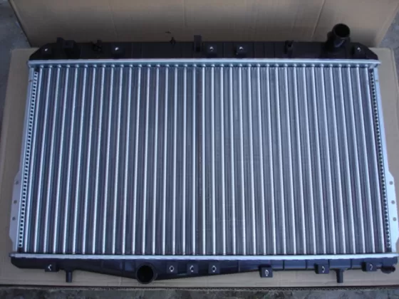 Радиатор охлаждения на Chevrolet lacetti Краснодар