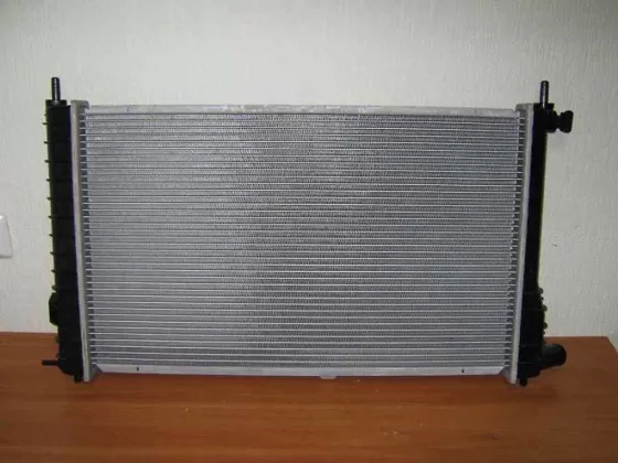 Радиатор охлаждения двигателя Subaru Legacy BE/BH Краснодар