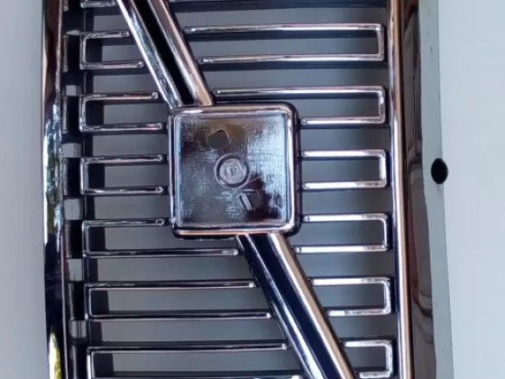 Решетка радиатора Volvo 440/460 г Краснодар