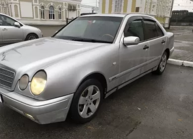 E240 '1998 (170 л.с.) Тимашевск