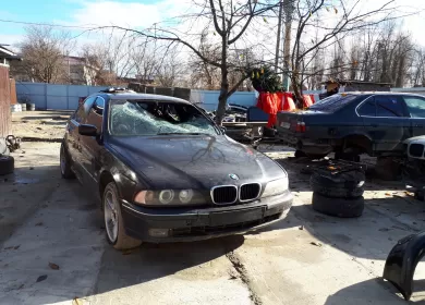 Запчасти BMW 528i E39 авто в разборе Краснодар