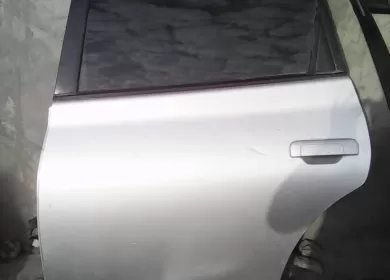 Дверь задняя Toyota Opa (без дефектов) Краснодар