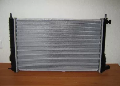 Радиатор охлаждения двигателя Mazda Краснодар